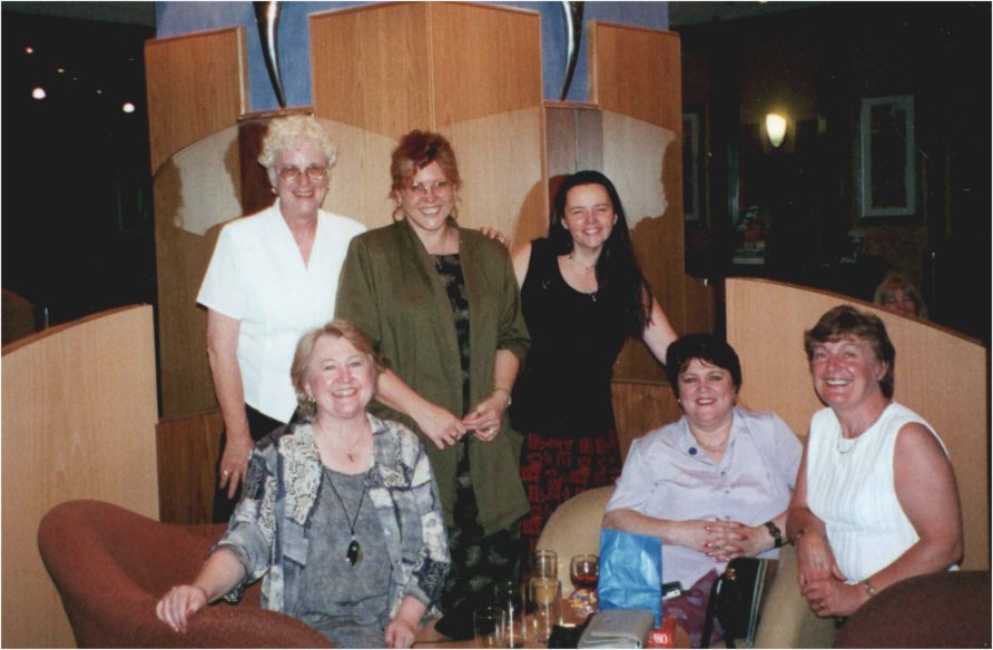 Fran Banasick, Katy Jones, me, Marilyn Knoke, Ros Davis and Sue Gellett - photo by Bernie Gellett